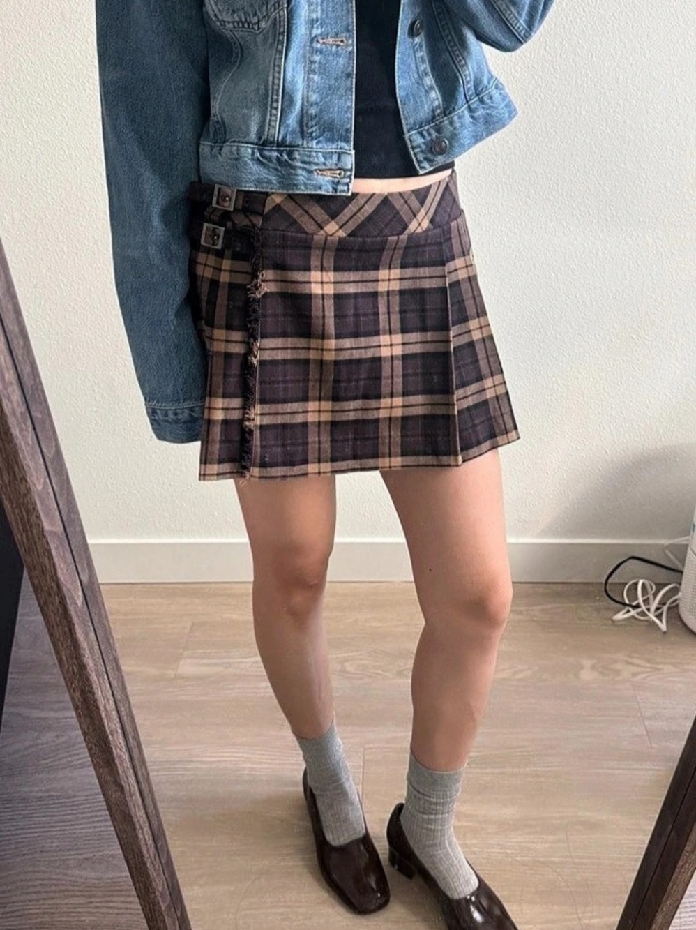Aritzia Sunday Best Magpie Pleated Skirt Plaid Mini Skirt